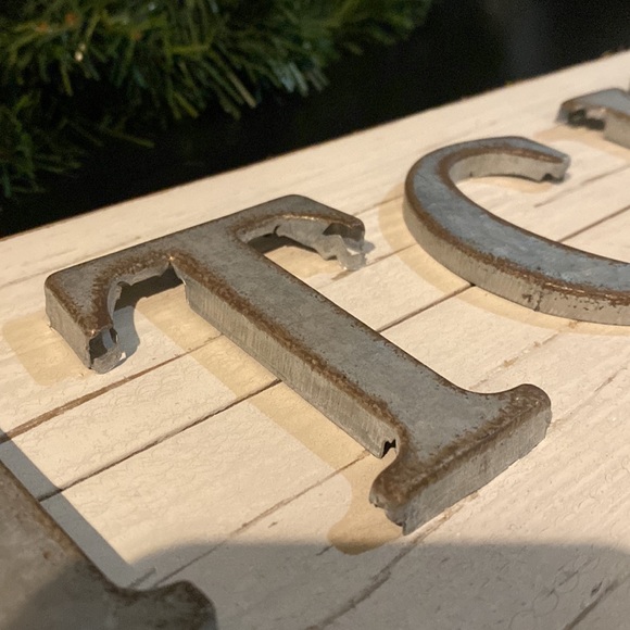 Rustic Kitchen Sign - Picture 5 of 6